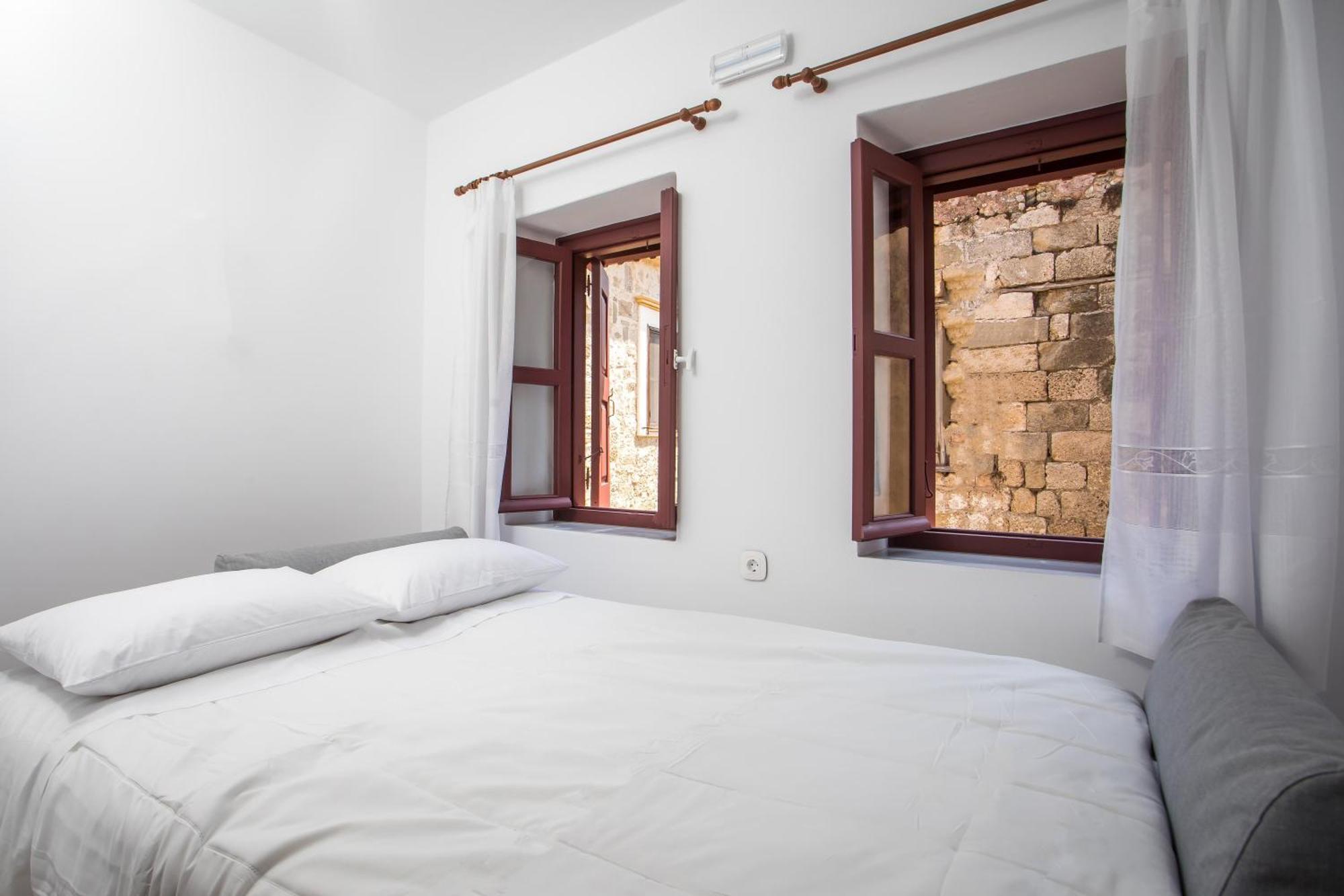 הוילה Rhodes City Alexandras Stone House מראה חיצוני תמונה